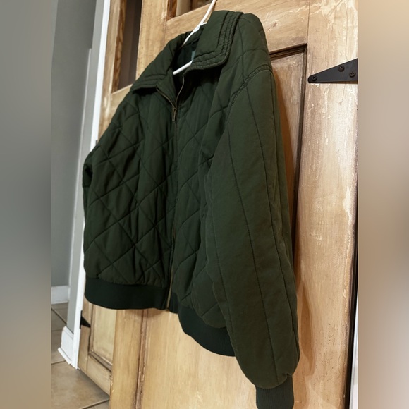 Beautiful Quilted Jacket
Immaculate condition - Picture 3 of 8